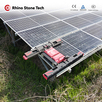 Robot intelligent de nettoyage de panneaux solaires, télécommandé, sur chenilles, pour centrales photovoltaïques, équipement de nettoyage solaire