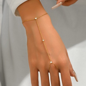 Nueva Pulsera de Acero Inoxidable con Incrustaciones de Circonio para Mujer, Diseño de Cadena para el Dedo, Doble Capa, de Una Pieza, a la Moda - Product Image 4