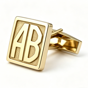 Boutons de manchette carrés en alliage de zinc plaqué or avec initiales gravées sur mesure, accessoires personnalisés pour hommes - Product Image 5