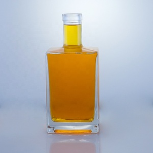 Botella de Vidrio Cuadrada Vacía de Fondo Grueso Premium para Licores, Whisky, Bebidas Espirituosas, Botella de Vino de Frutas Personalizada al por Mayor - Product Image 1