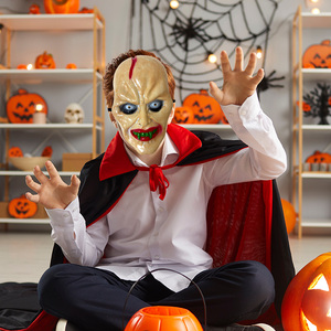 Halloween nhựa cosplay trang phục với Halloween lễ hội mặt nạ phim Prop thực tế Halloween đáng sợ Ma Cà Rồng Zombie kinh dị mặt nạ - Product Image 2