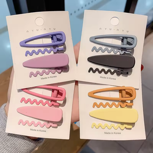 Mode nouveau Design mignon 4 pièces/<span class=keywords><strong>ensemble</strong></span> enfant alliage pince cheveux accessoires femmes épingles à cheveux rose <span class=keywords><strong>noir</strong></span> violet métal pince à cheveux <span class=keywords><strong>ensemble</strong></span> pour les filles - Product Image 1