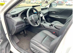 Oferta Especial: Toyota Harrier <span class=keywords><strong>2022</strong></span> 2.0L CVT 2WD Edición Flagship, Matriculado Marzo <span class=keywords><strong>2022</strong></span>, 37,000 KM, SUV de 5 Puertas y 5 Asientos - Product Image 4