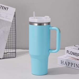 Vente en gros de gobelets à bière isothermes personnalisés à double paroi en acier inoxydable 40 oz avec poignée, style américain - Product Image 5