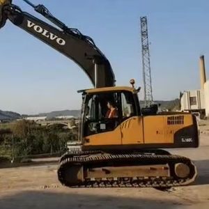 Excavatrice sur chenilles Volvo EC160CL à haut rendement, originale multifonctionnelle, en bon état, excavatrice Komatsu SANY CAT d'occasion en vente - Product Image 1