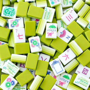 Juego de Mahjong Americano de Lujo de 2, 3 y 4 Capas Personalizado Directamente del Fabricante, Fichas de Mahjong Oh My Emerald 160 de Melamina Acrílica - Product Image 4