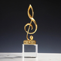 Microphone de musique en verre personnalisé pour salle de bal, musique en cristal, drôle, guitare transparente, diamant, note musicale, trophée de prix de musicien