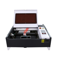 Máquina de Grabado Láser Portátil de Escritorio Pequeña CNC CO2 de 440 40W/50W