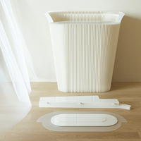 Tables de présentation élégantes en papier kraft pour la réception, pour la mise en valeur des produits à l'intérieur et à l'extérieur