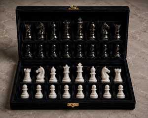 ANURAG HANDICRAFT - Ensemble d'échecs en marbre moderne de luxe - Échiquier en pierre d'onyx fait à la main - Pièces d'échecs en métal - Décoration de table - Stratégie - Product Image 2