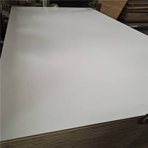 Vente en gros Colle étanche E0 de 18mm, 4 pieds, 18mm, blanc UV, panneau brillant, panneau à noyau Falcata pour structure ou décoration - Product Image 4