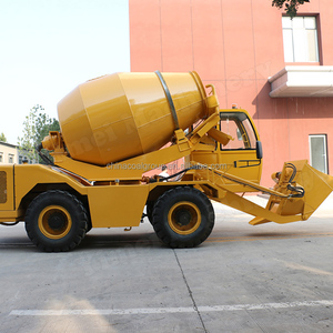 Produit en promotion : Bétonnière 3 m³ automatique hydraulique autoportée pour <span class=keywords><strong>tracteur</strong></span>, avec <span class=keywords><strong>godet</strong></span> de chargement intégré - Product Image 4