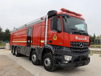 Camion de lutte contre l'incendie à mousse d'air comprimé de 18 000 litres, châssis Mercedes, réservoir d'eau, véhicule de lutte contre l'incendie pour le sauvetage urbain