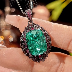 Ensemble de bijoux vintage en cuivre écologique, style nid d'oiseau, avec pendentif et boucles d'oreilles classiques en zircone verte Paraiba 12*16mm, vente en gros - Product Image 4