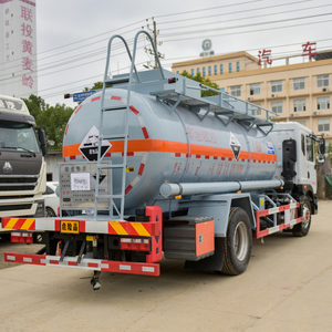 Ventes directes d'usine de haute qualité camion-citerne de transport de marchandises corrosives de grande capacité - Product Image 3