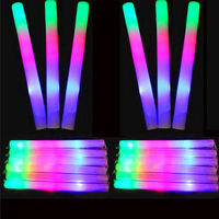Bâtons lumineux LED RGB personnalisables pour mariage, fête, concert, baguette clignotante, décorations de vacances portables style Anime/Romantique/Rétro