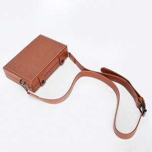 กระเป๋าคาดอกผู้ชายแบบกันน้ำ  โลโก้สั่งทำได้  หนัง PU  ดีไซน์เนอร์  สำหรับธุรกิจ - Product Image 4