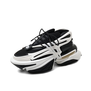 Nouvelle Arrivée Baskets Unisexe à Plateforme Épaisse pour Couple, Style Urbain, Couleurs Mixtes, à Lacets, Rehaussantes, Tendance - Product Image 1