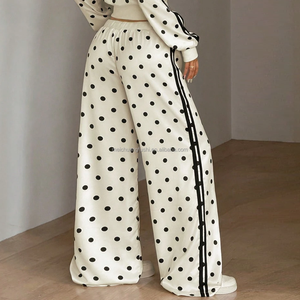 <span class=keywords><strong>Pantaloni</strong></span> da donna personalizzati OEM a pois, stile vintage <span class=keywords><strong>con</strong></span> strisce laterali, a gamba larga, vestibilità comoda, <span class=keywords><strong>con</strong></span> coulisse, per il tempo libero - Product Image 3