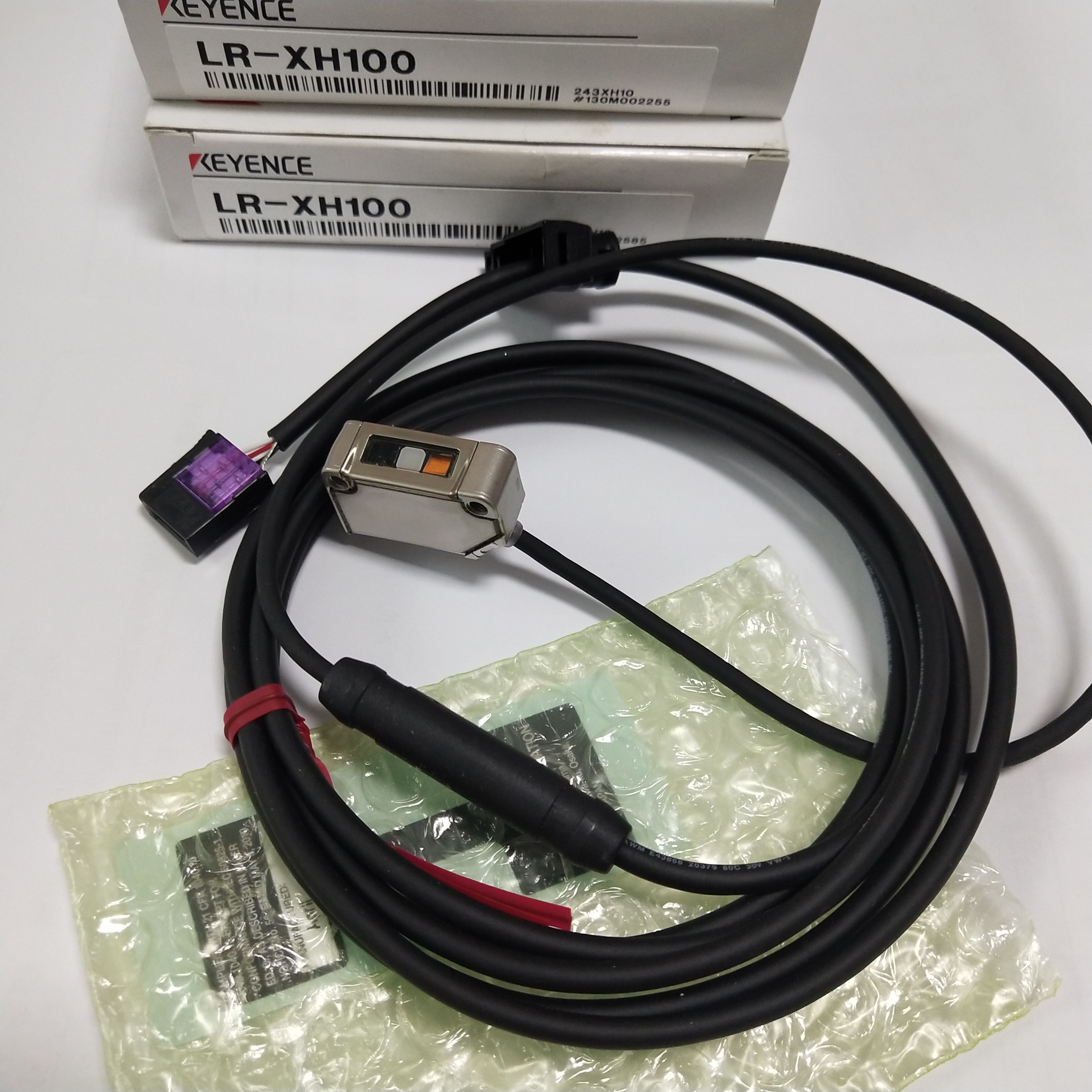 Original KEYENCE LR-XH100 Ambient Light Sensor Head, 100mm