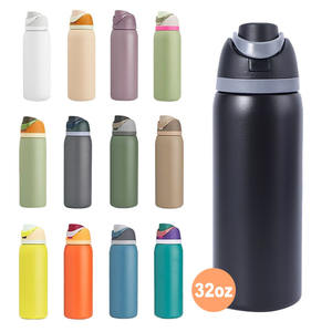 Botella de agua deportiva de acero inoxidable aislada, personalizada de fábrica, con pajita, para deportes, viajes y escuela, libre de BPA. - Product Image 1