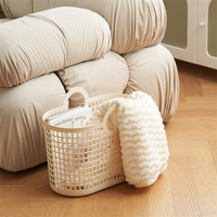 Panier de rangement carré moderne en PP MONR avec design suspendu, petit organisateur décoratif, écologique, poignées fonctionnelles