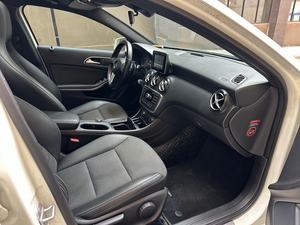 <span class=keywords><strong>Mercedes</strong></span>-Benz Clase A (Importado) Modelo 2013, Clase A <span class=keywords><strong>A180</strong></span> Edición Elegante, Auto Usado Compacto con Portón Trasero, Gasolina, Volante a la Izquierda - Product Image 5