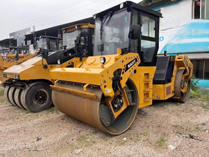 Produits les plus vendus : Compacteur à rouleaux vibrant 13 tonnes Str130c-10c pour la construction municipale, à économie d'énergie - Product Image 6