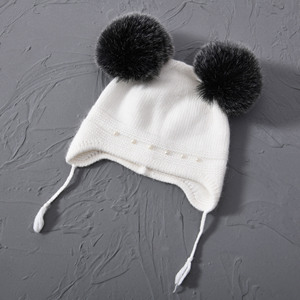 Bonnet <span class=keywords><strong>en</strong></span> <span class=keywords><strong>laine</strong></span> <span class=keywords><strong>de</strong></span> cachemire tricoté pour bébés, garçons, filles, enfants, épais, personnalisé, chaud, avec double <span class=keywords><strong>pompon</strong></span> détachable <span class=keywords><strong>en</strong></span> faux <span class=keywords><strong>lapin</strong></span> - Product Image 5
