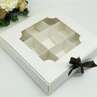 Vente en gros Boîte à gâteaux avec fenêtre à 9 compartiments Boîte à dessert en papier avec intérieur divisé pour gâteaux et pâtisseries