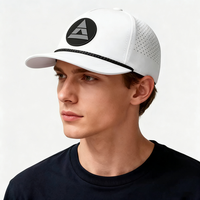 Casquette de baseball perforée à séchage rapide en polyester imperméable, casquette de golf personnalisée avec logo en caoutchouc, casquette de sport pour hommes, vente en gros