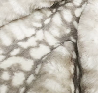 Großhandel Hochdichter Gestrickter Einfarbiger Kaninchenfell-Polyester-Plüschstoff für Wintermäntel & Wohndekor-Kissen
