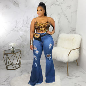 Jeans pour femmes grande taille, design tendance 2026, coupe slim, denim élastique, jeans évasés pour femmes rondes, taille XL-5XL, jeans en denim - Product Image 1