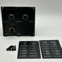Panel de Interruptores de Palanca de 3 Vías Resistente al Agua con Indicadores LED y Enchufe de Alimentación LED