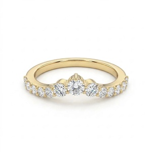Bague Couronne Pavée de Diamants - Or 9k, 14k, 18k - Product Image 4
