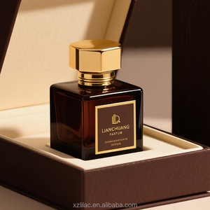 Source Usine 50ml Carré <span class=keywords><strong>Vide</strong></span> Bouteille De <span class=keywords><strong>Parfum</strong></span> En Verre pour Femmes Bouteille De <span class=keywords><strong>Parfum</strong></span> De Luxe Personnalisé avec Étiquette En Métal et Boîte - Product Image 2