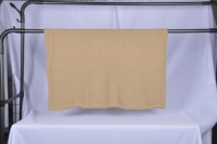 Couverture bébé en pur coton tricoté 80x100cm beige nid d'abeille pour nouveau-né – Stock disponible – Vente de liquidation en gros