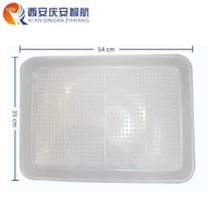 QZH Prix de gros Nouveau Mangeoire carrée en PP pour poulets de chair et pondeuses, avec longue durée de vie et garantie d'un an