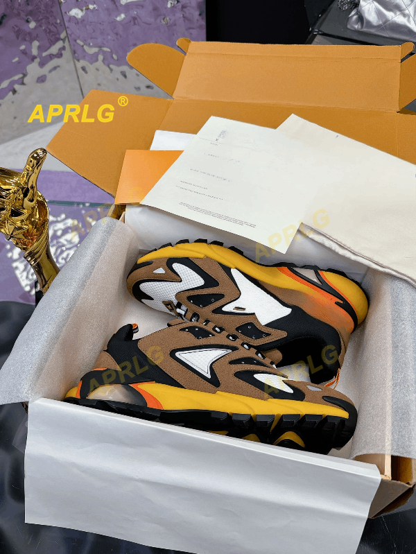 สีเหลือง