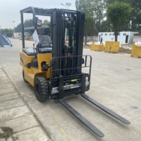 Montacargas Eléctrico Mini YUNTU YT-CPD de Alta Calidad con Batería de Iones de Litio y Mástil de Dos Etapas para Almacenes y Pasillos Estrechos