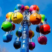 Manège Électrique Rotatif en Forme de Montgolfière pour Parc d'Attractions Commercial, Équipement de Divertissement Familial pour Fêtes Foraines