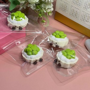 Juguete Antiestrés CHENXI de TPR con Forma de Pastel de Frutas, Textura de Crema Pegajosa, para Aliviar la Ansiedad, para Todas las Edades, Divertido Regalo para la Oficina - Product Image 4