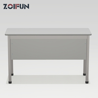 Bureau et chaise double pour étudiants, fonctionnels, simples et colorés