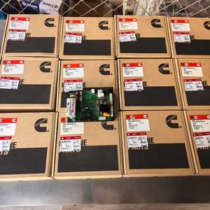 Contrôleur de puissance du moteur Cummins PCC1302 d'origine, carte mère PCB 0327-1617-01 pour groupes électrogènes diesel - Product Image 2