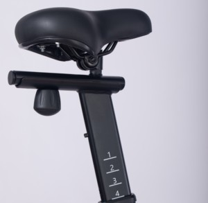 Vélo <span class=keywords><strong>d</strong></span>'exercice magnétique en acier personnalisé avec transmission silencieuse et écran LCD pour équipement de fitness à domicile - Product Image 4