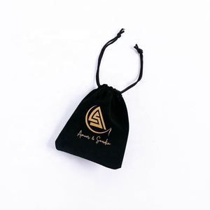 Wholesale Customize Golden Logo Print 7x9cm Small <b>Black</b> Jewelry Packing Pouch Drawstring Gift <b>Velvet</b> Bag - Product Image 2