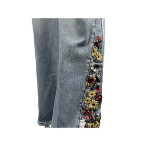 Jeans de Mujer de Alta Costura OEM con Bordado Floral, Pantalones Vaqueros de Cintura Alta, Casuales, Tradicionales, Lavado Azul Claro - Product Image 5