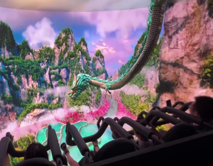 Skyfun Dome Theater, Cine de Realidad Virtual 9D Personalizable de Alto Rendimiento, Experiencia Inmersiva en Domo, Cine Volador, Cine en Domo - Product Image 1