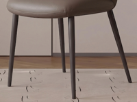 Conçu avec des lignes en forme de coquille. Matériau en éponge haute densité et hautement élastique. Couleur marron. Chaise de salon.
