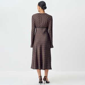 Vestido de lunares con cuello en V y manga larga para mujer, cintura natural, estilo casual suelto con lazo, ropa de ocio - Product Image 4